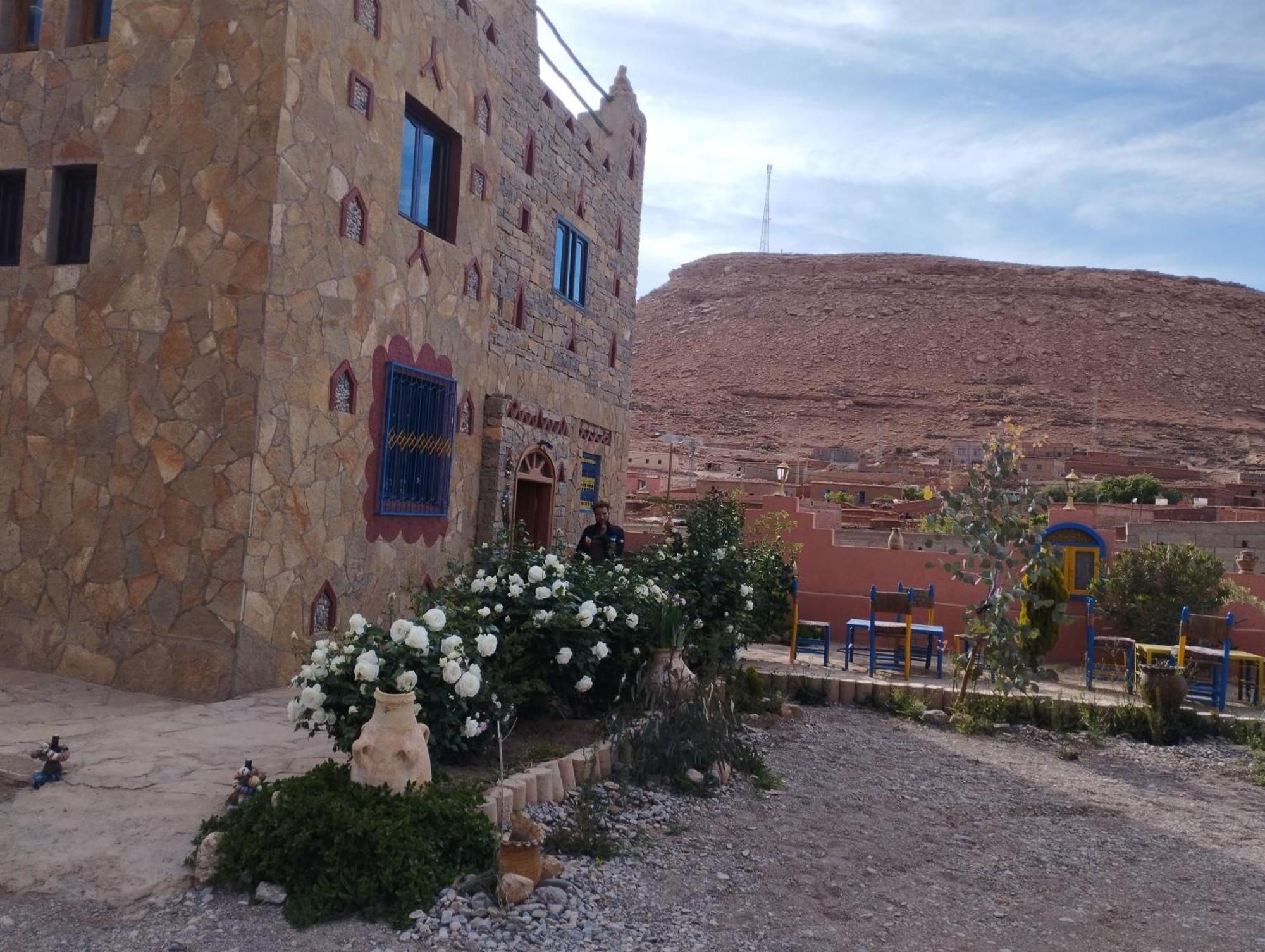 Auberge Hostel Traditionnel Tinghir Extérieur photo