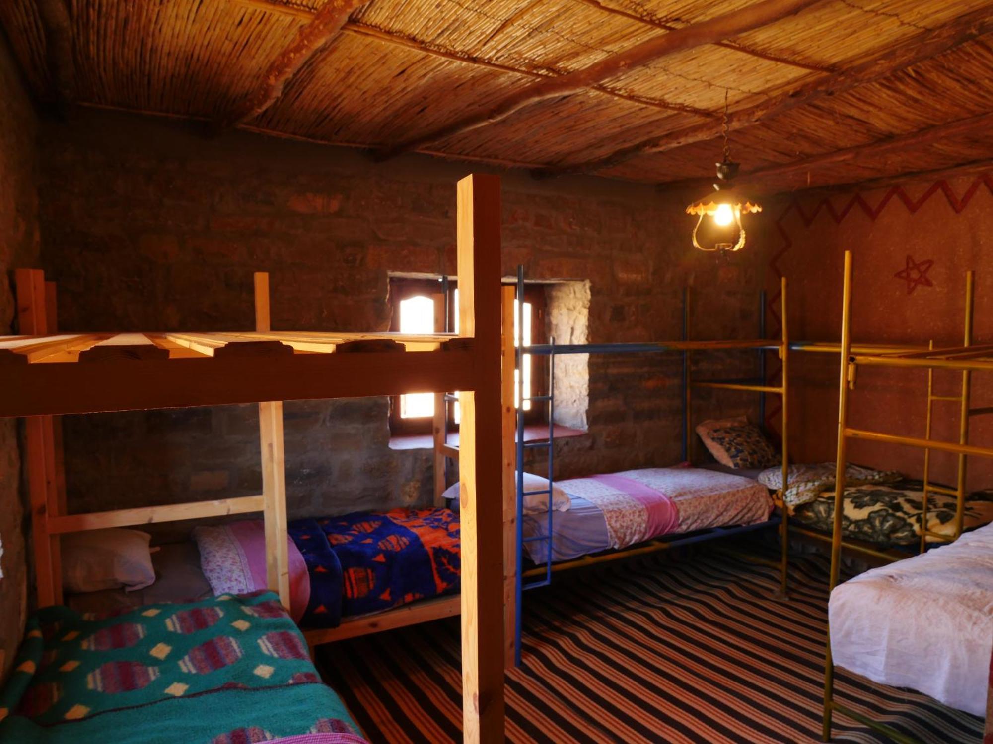 Auberge Hostel Traditionnel Tinghir Extérieur photo